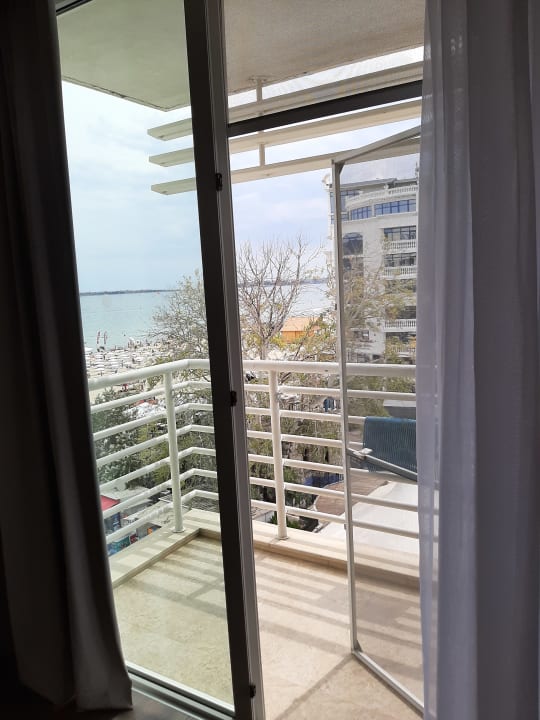 Zimmer Effect Grand Victoria Hotel