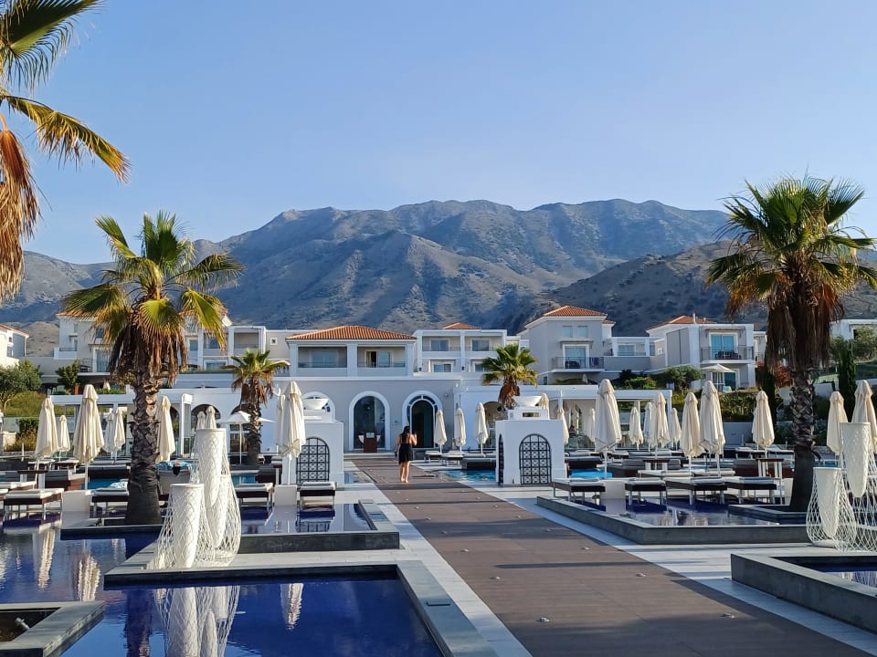 "Anlage...4 kleinere Pools..." Anemos Luxury Grand Resort ...
