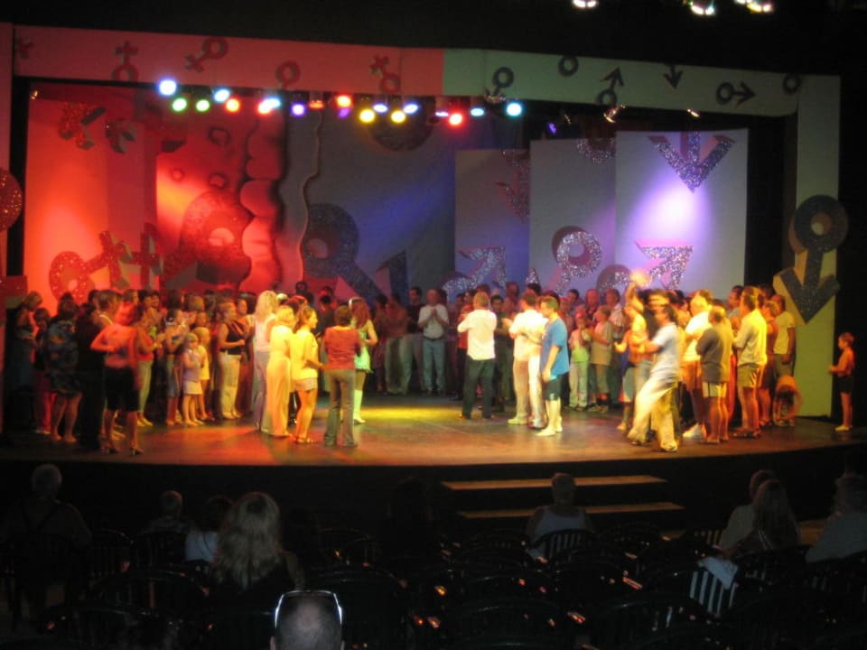 Lady & Gentleman Show Royalton Splash Punta Cana