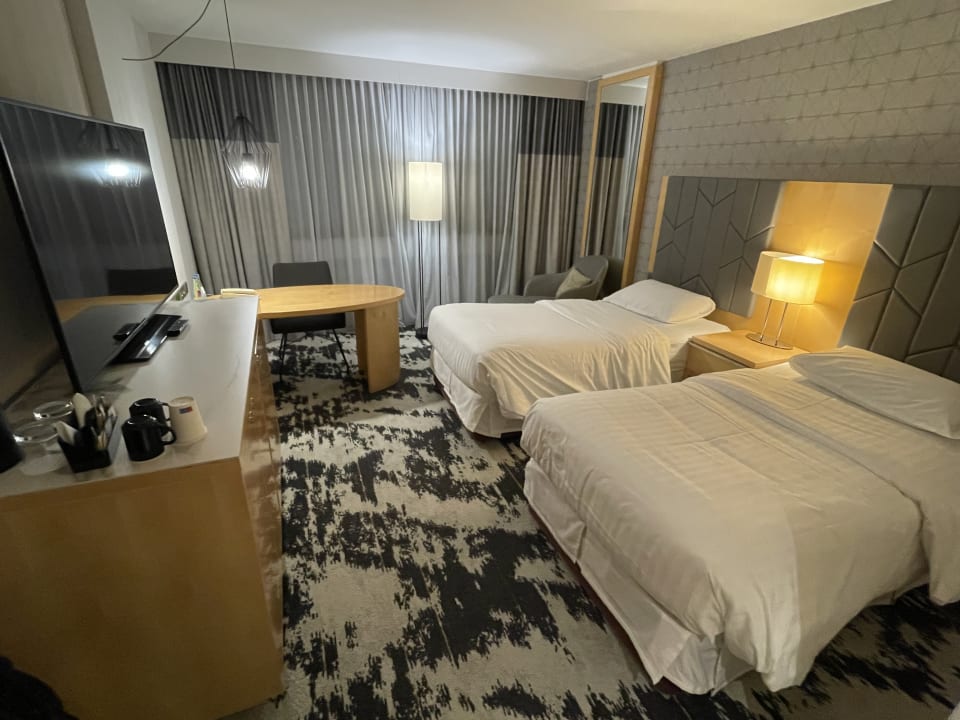 Zimmer Sheraton Frankfurt Airport Hotel & Conference Center