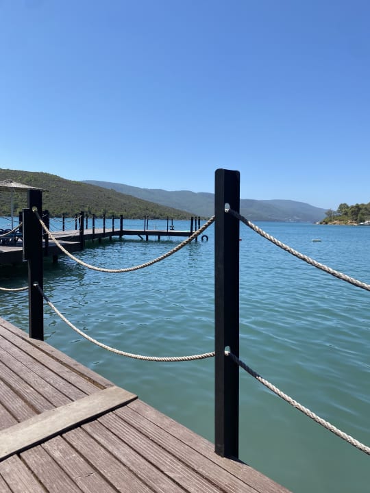 Strand Green Bay Resort & Spa