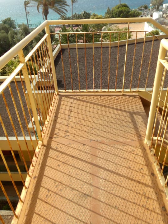 Verrostete Gitter (Durchgangsbereich) SBH Club Paraiso Playa