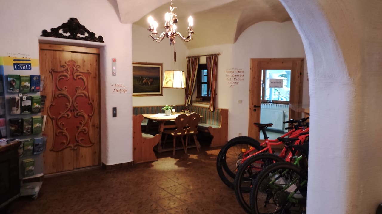 Lobby Hotel GUT Trattlerhof & Chalets