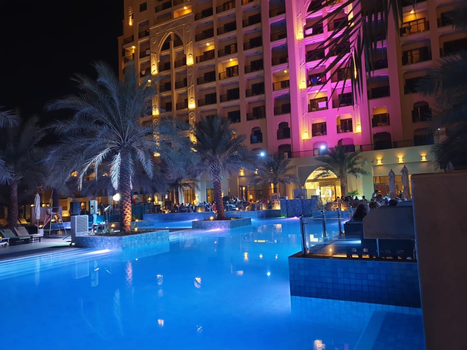 Pool DoubleTree by Hilton Resort & Spa Marjan Island