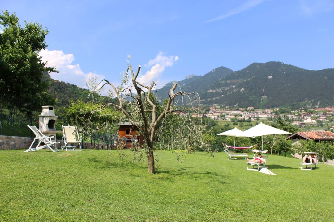 Gartenanlage Mos Country House