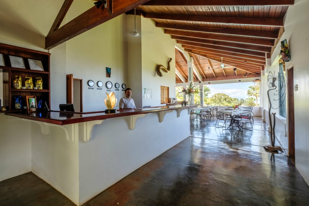 Lobby Hotel Lookout at Playa Tortuga