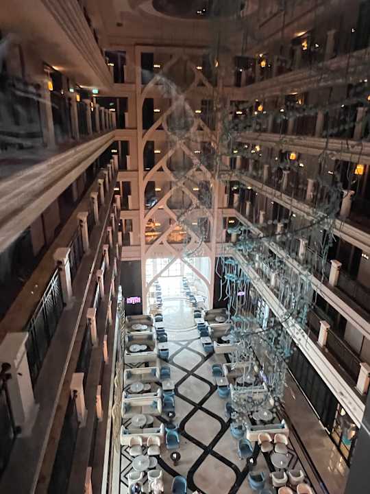 Lobby Serenity Queen Hotel