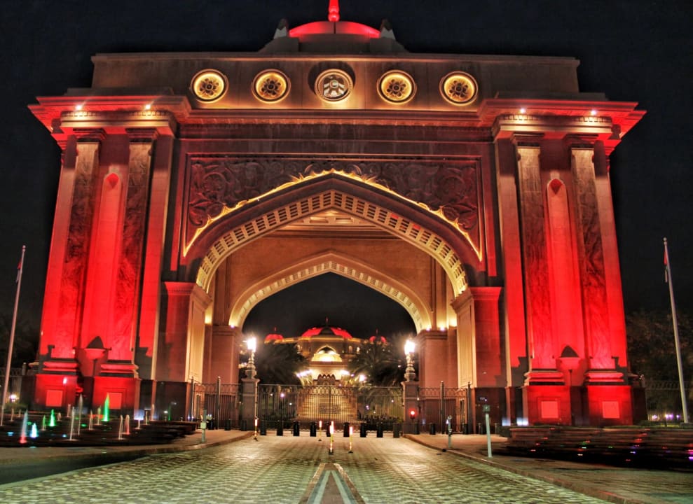 Außenansicht Emirates Palace Mandarin Oriental