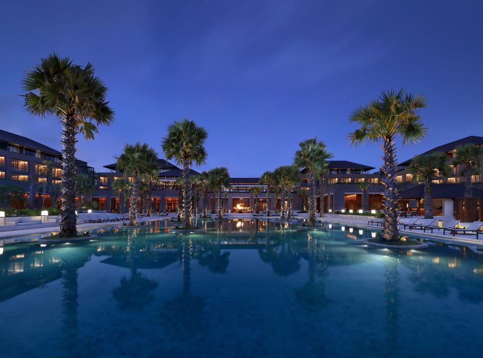 Pool Radisson Blu Bali Uluwatu