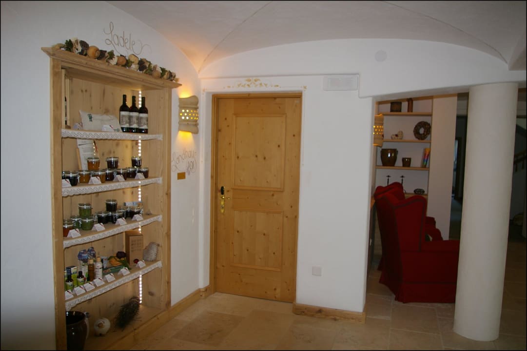 Das "Lädle" mit selbst gemachten Produkte Hotel Kassian