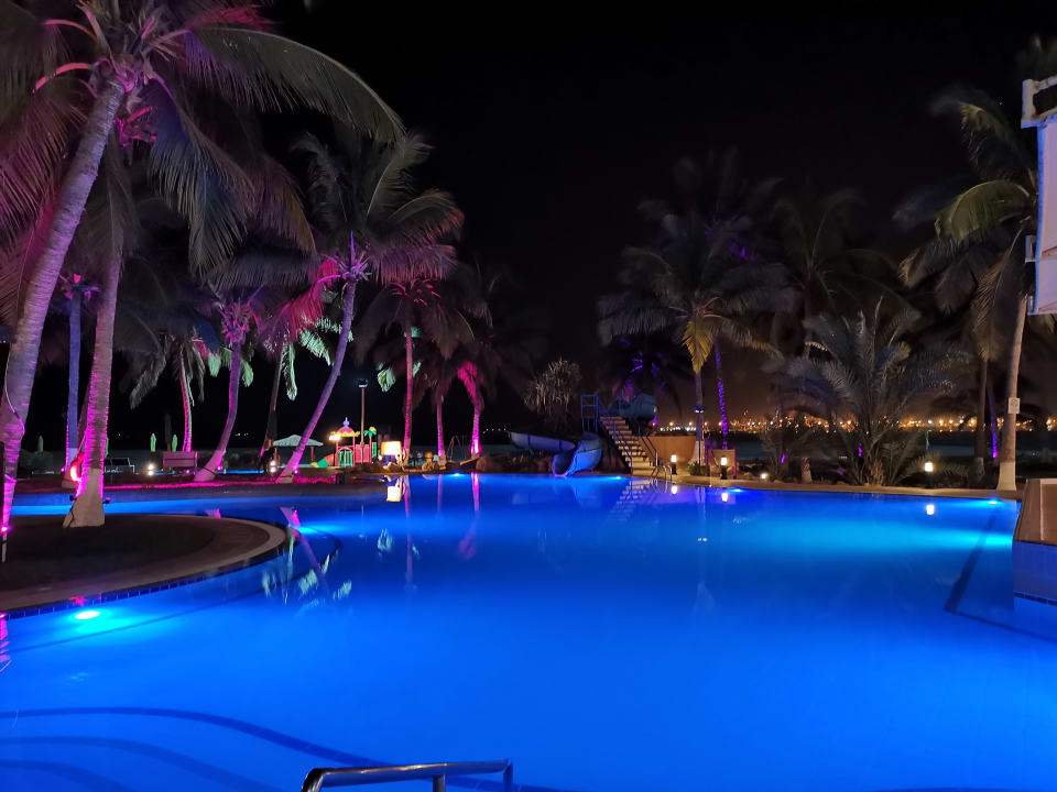 Pool Hilton Salalah  Resort