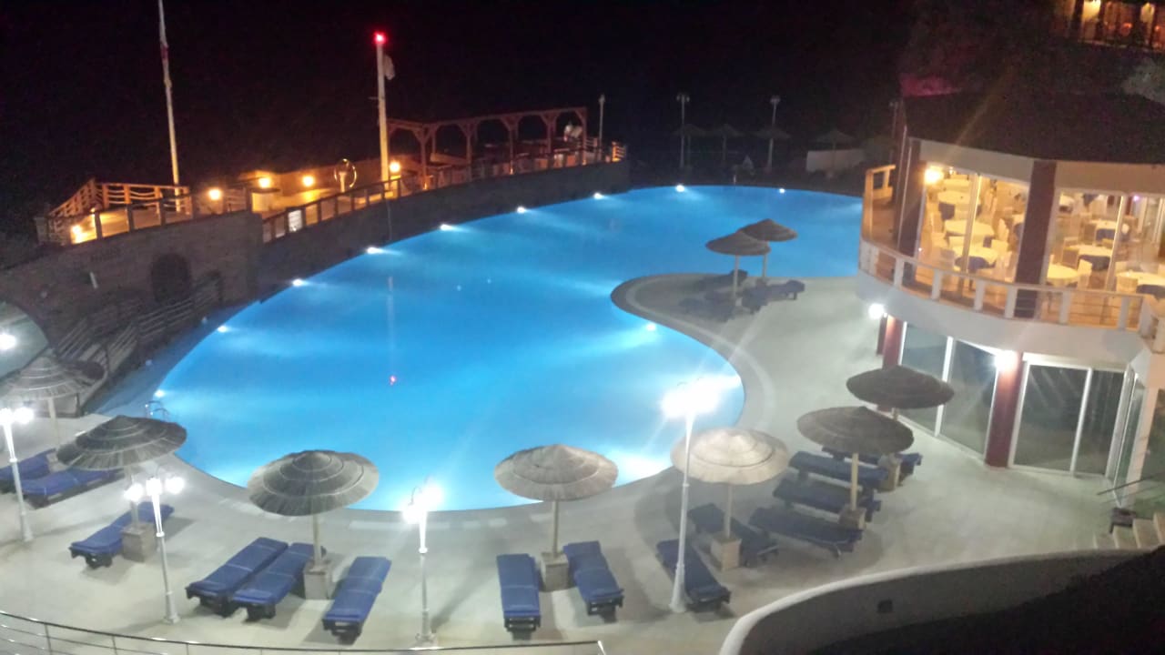 Basen glowny Kalypso Cretan Village Sense Resort & Spa