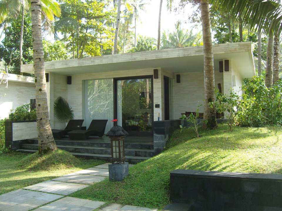Ocean Front View Villa Kelapa Retreat & Spa
