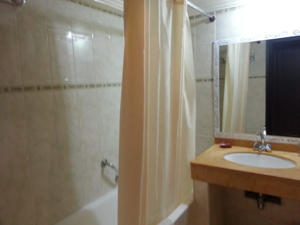 Dusche / Badewanne Hotel Argana
