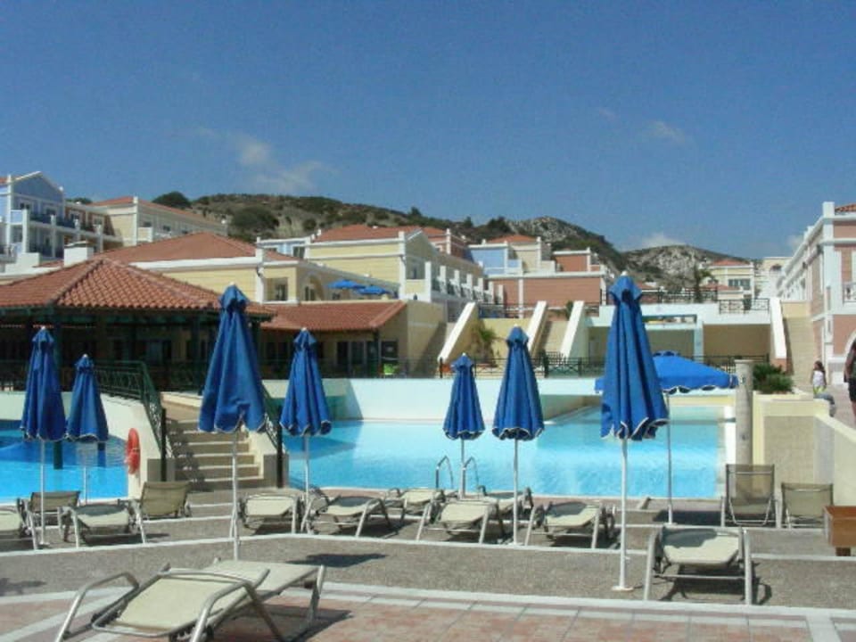 Pool Porto Bello Royal