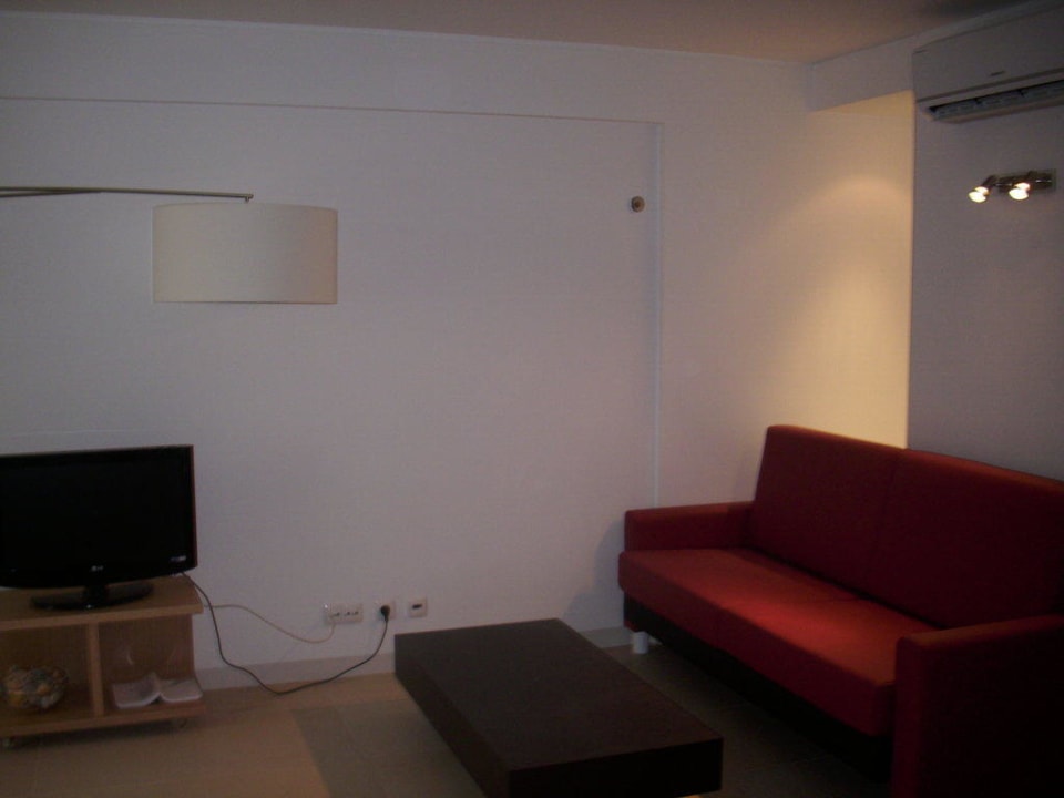 Część wypoczynkowa pokoju Golden Club Cabanas