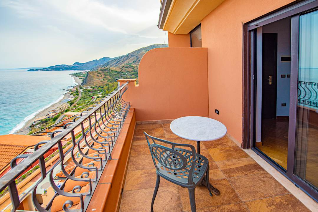 Zimmer Baia Taormina - CDSHotels