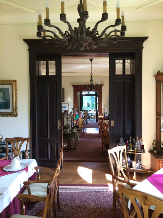 Frühstücksraum / Restaurant Villa Vier Jahreszeiten