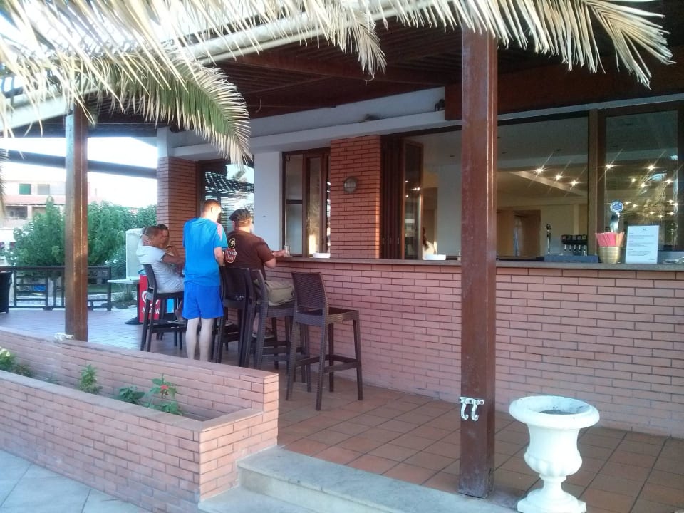 Poolbar Hotel Aphrodite Beach Club