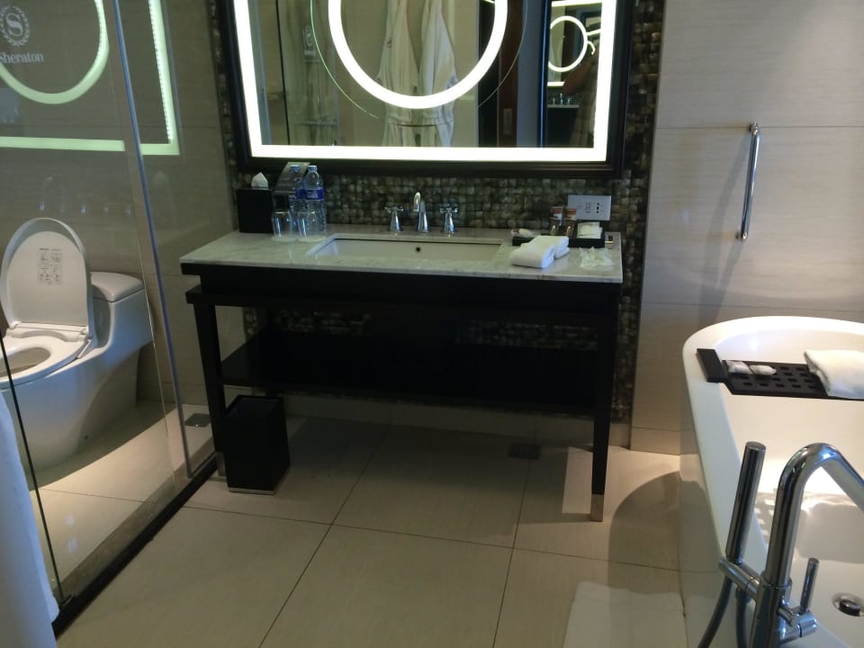 Bad Sheraton Bali Kuta Resort