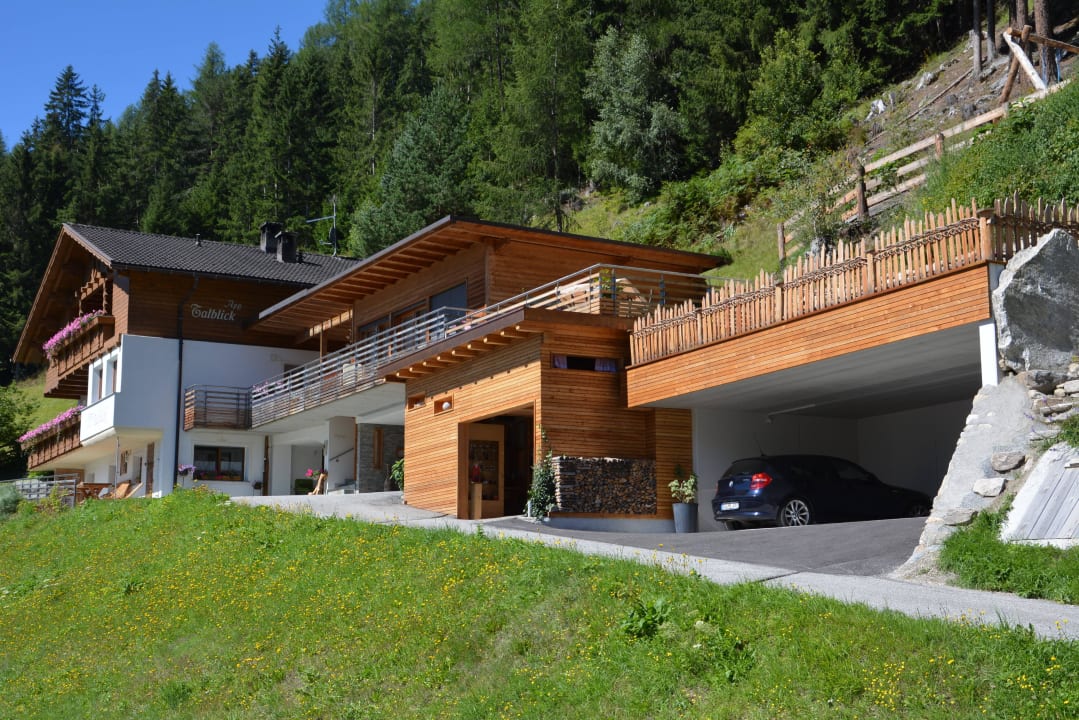 Ansicht von Osten Apart-Chalet Talblick