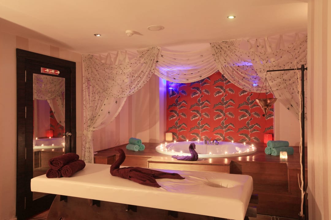 MASSAGE ROOM Tac Premier Hotel & Spa