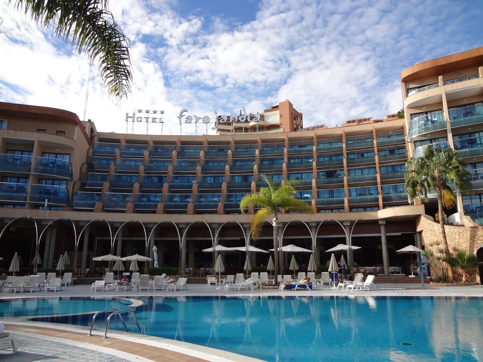 Anlage rund um den Pool MUR Hotel Faro Jandia & Spa Fuerteventura