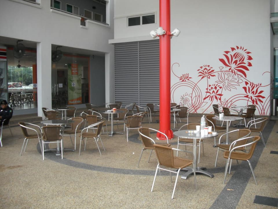 Hoteleingang Tune Hotel KLIA Aeropolis