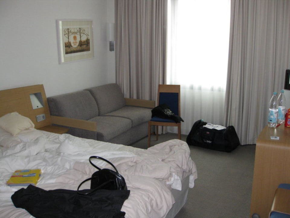 Standardzimmer im Hotel Novotel Hamburg City Alster