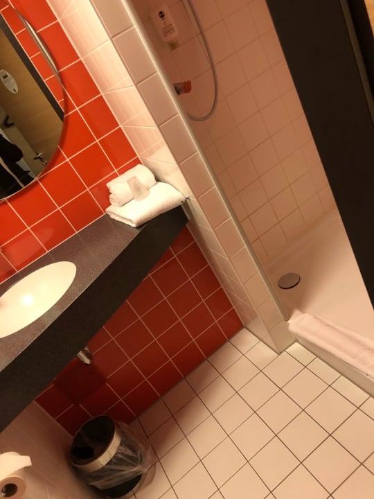 Gartenanlage B&B Hotel Hamburg-Harburg