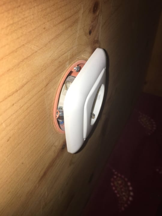 Defekte Steckdose Vitalhotel Sonnenhof