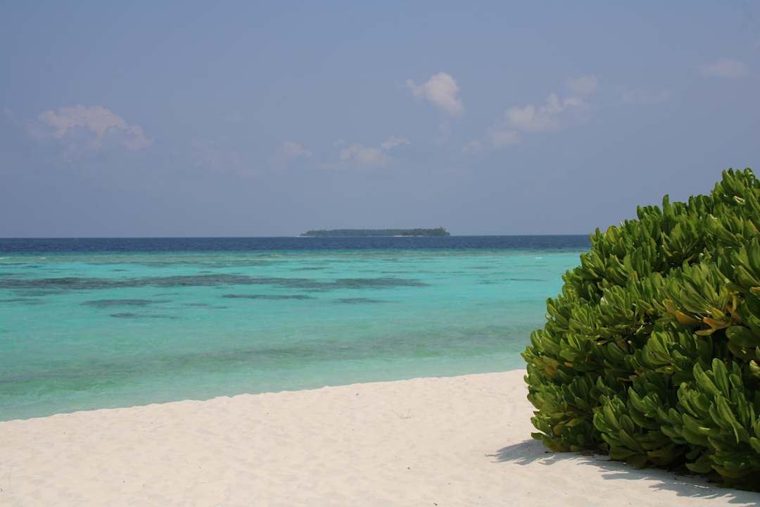 Strand Ifuru Island Resort Maldives