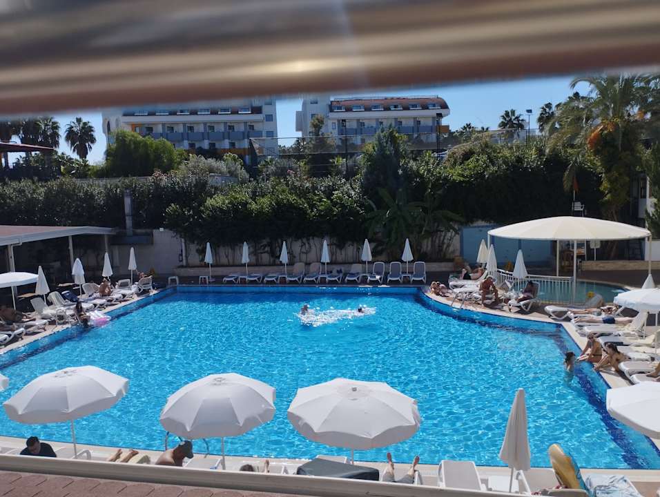 Pool Side Aquamarin Resort & Spa