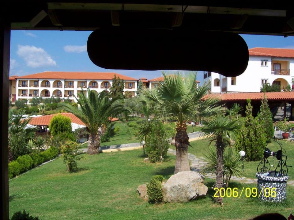 blick von taverne Akrathos Beach Hotel