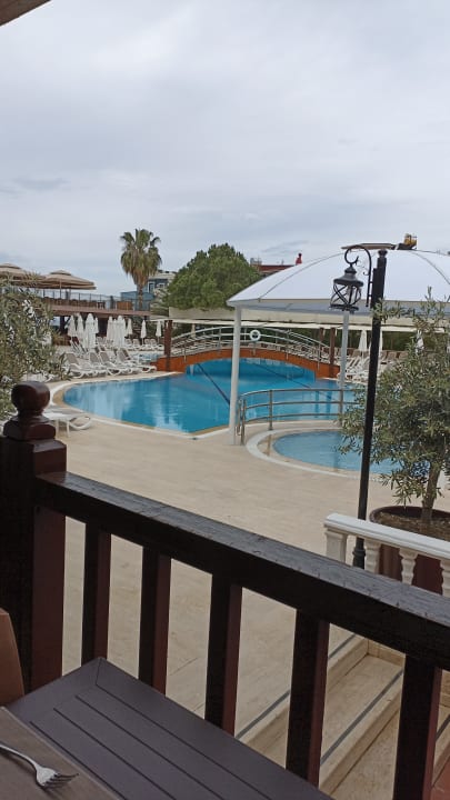 Pool Club Dizalya