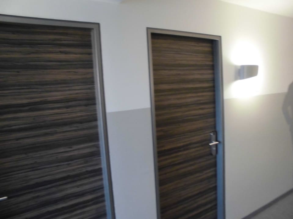 Design Flurtüren Premier Inn Nürnberg City Nordost