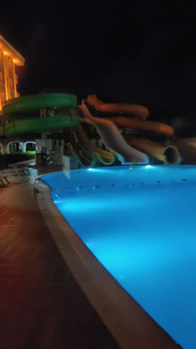 Pool Calimera Hane Garden