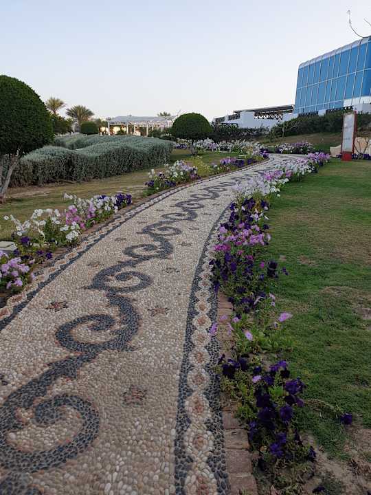 Gartenanlage Hilton Marsa Alam Nubian Resort