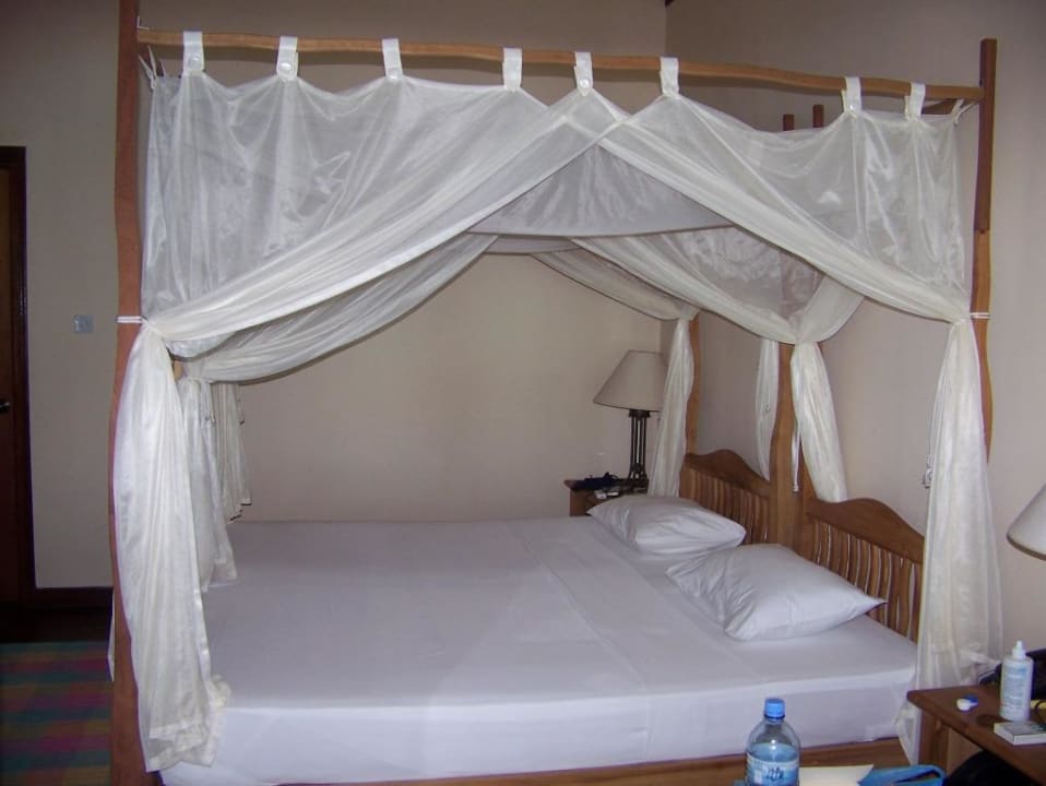 Zimmer Filitheyo Island Resort