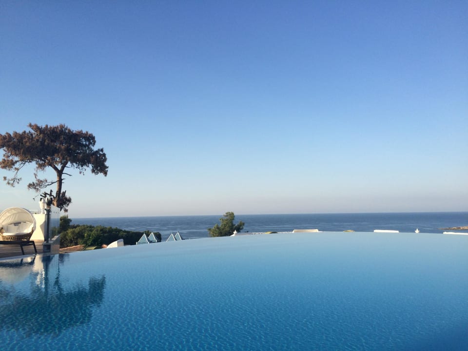 Ausblick am Pool Litore Resort & Spa