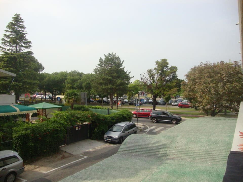 Ansicht vom Balkon rechts Hotel alla Pergola