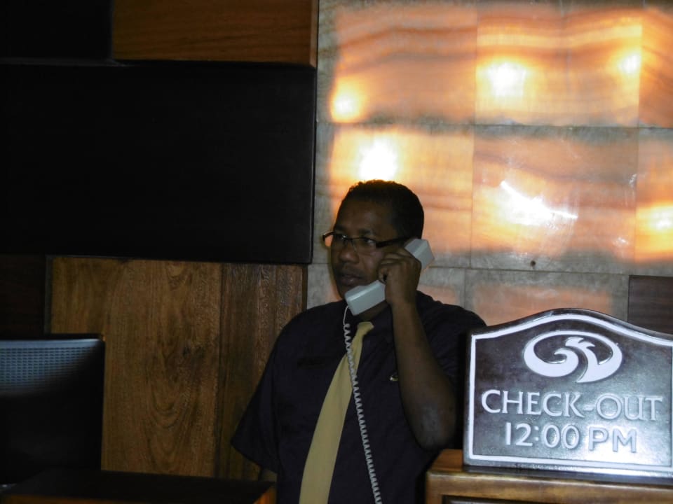 Der immer Freundliche  SAMUEL Grand Palladium Punta Cana Resort & Spa