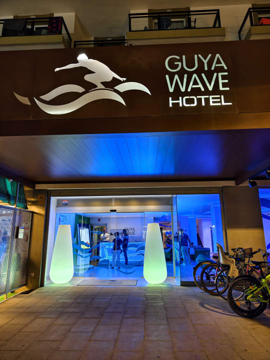 Außenansicht Guya Wave Hotel