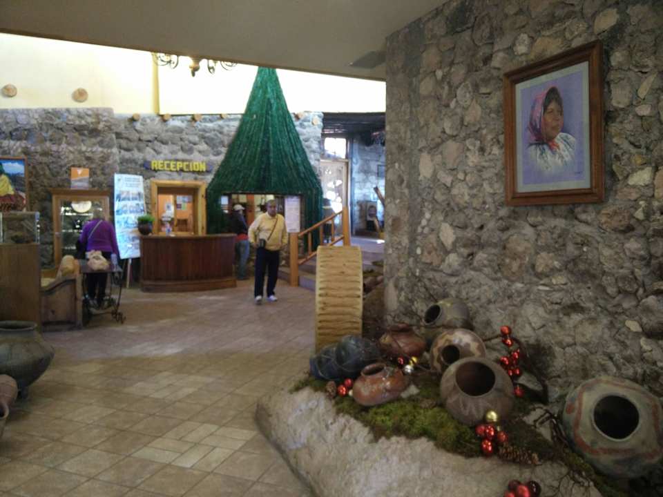 Hall Hotel Divisadero Barrancas