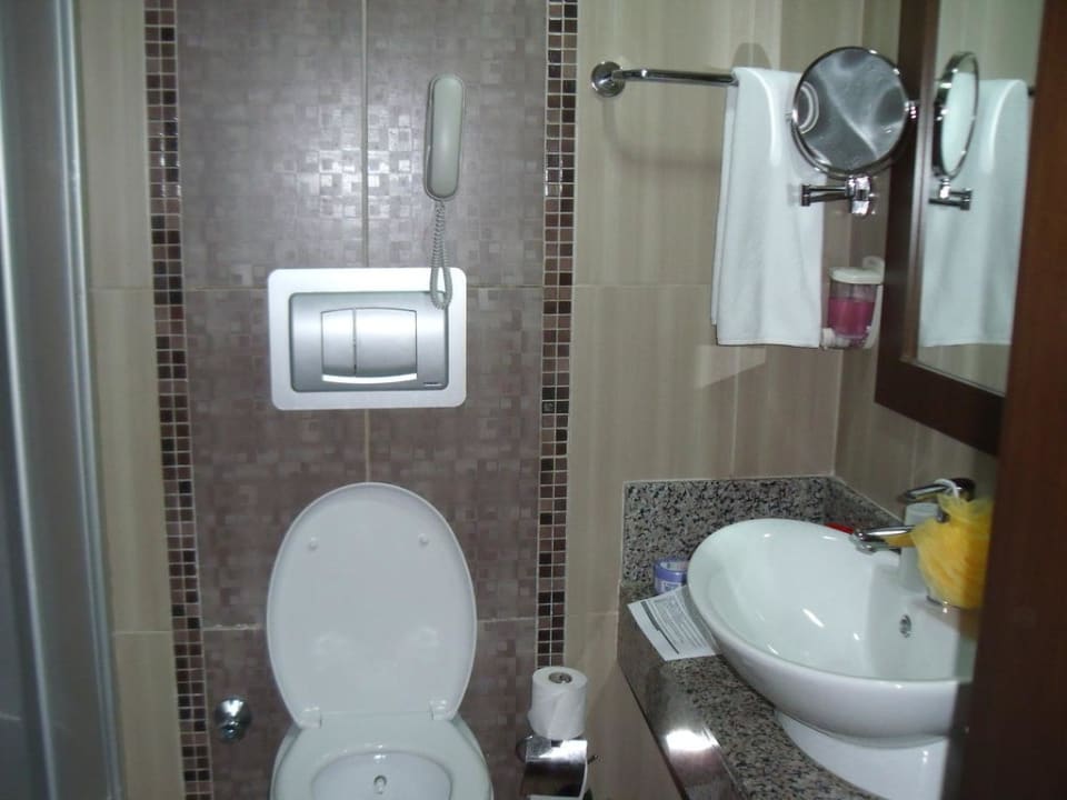 Blick ins Badezimmer Side Alegria Hotel & Spa - Adults only +16