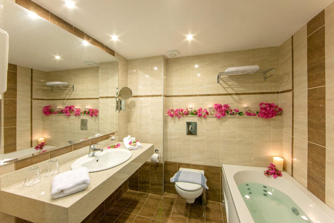 Bathroom Marianna Palace Hotel