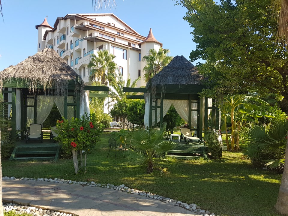 Gartenanlage Bella Resort & Spa
