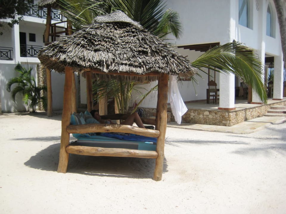 Liegewiese in der Anlage Hotel WaterLovers Beach Resort