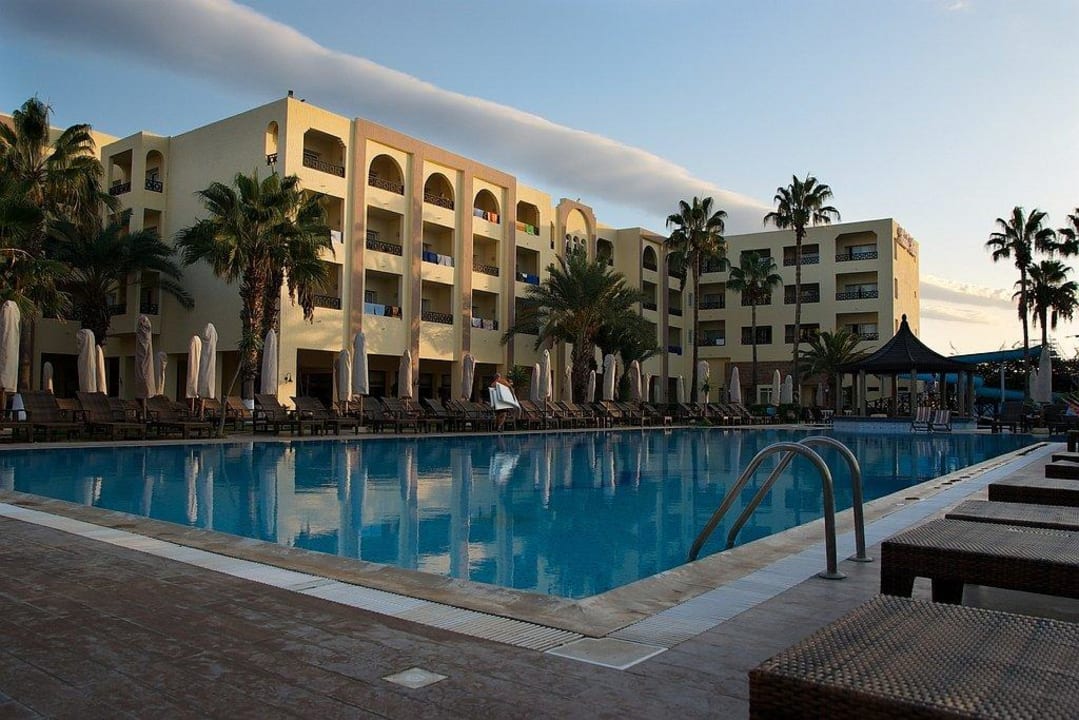 Pool Hotel Paradis Palace