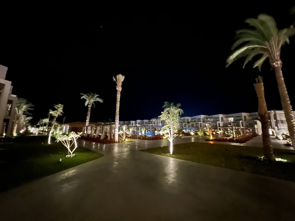 Außenansicht Steigenberger Resort Ras Soma